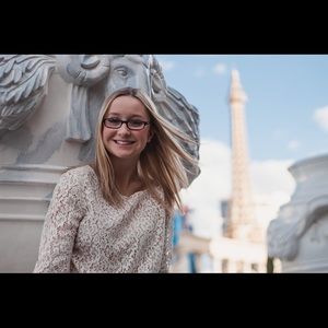 Meet your Posher, Gabby